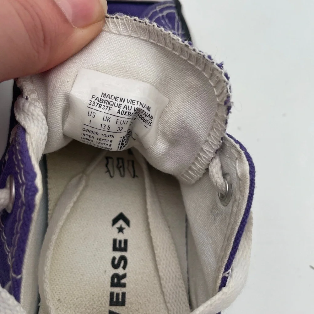 Converse 337837F Purple Canvas Low Top‎ youth Kids All Star Sneakers Size US 1